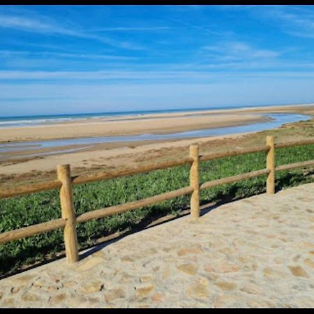 Lovely Two Bedrooms Apartment Tangier Bagian luar foto