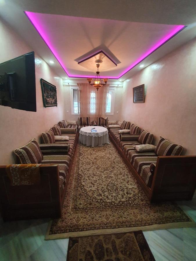 Lovely Two Bedrooms Apartment Tangier Bagian luar foto